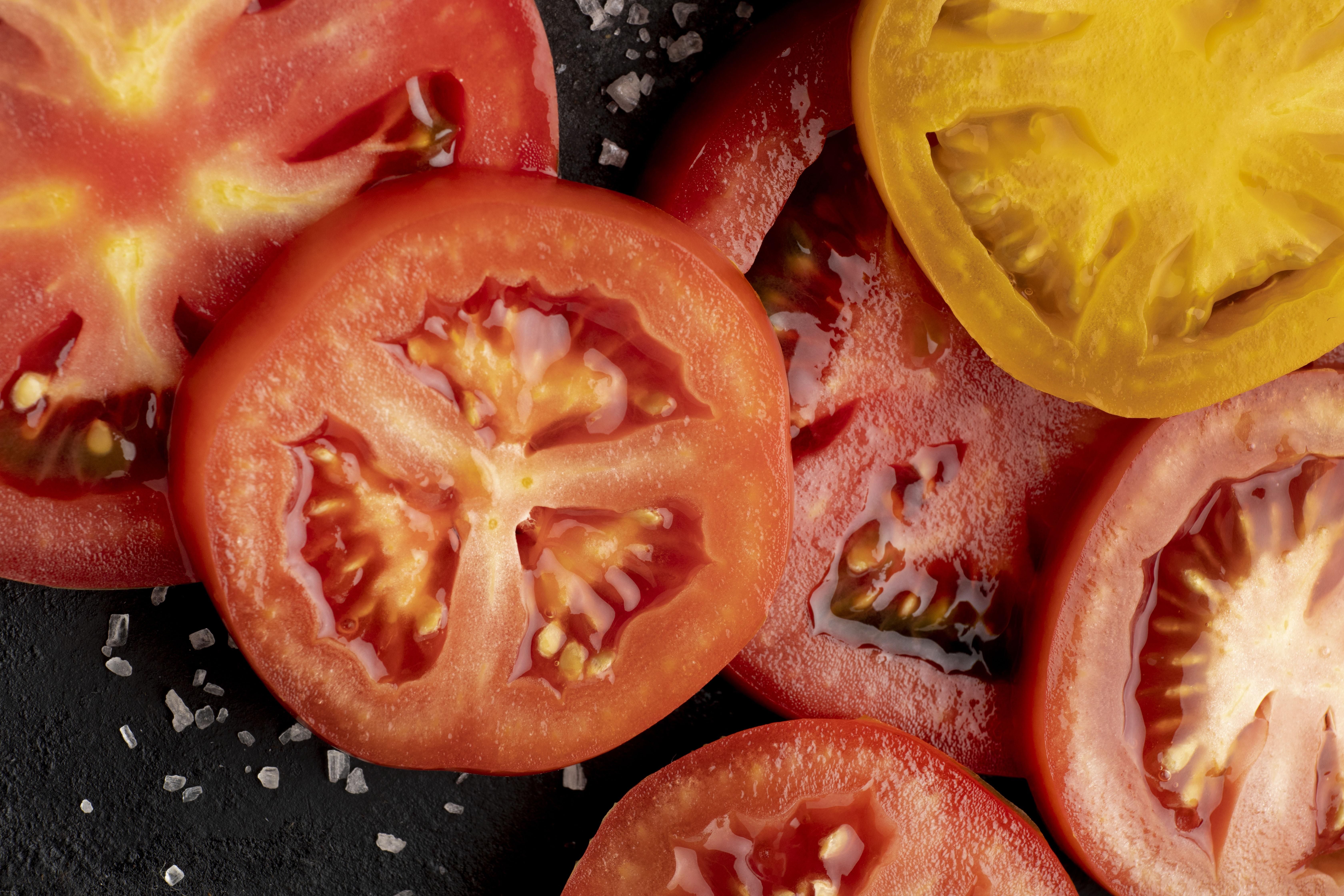 Protecting greenhouse tomatoes from vivipary